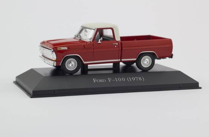 The Grand National F-100 Show
